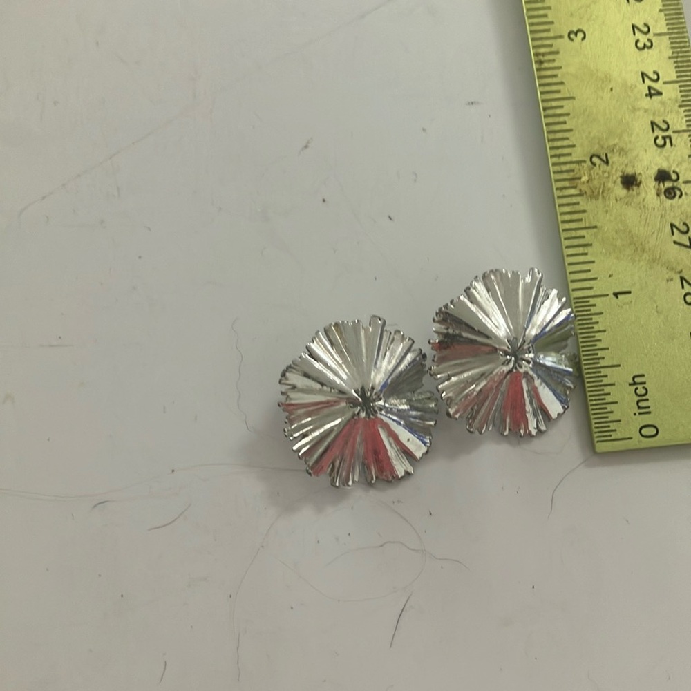 Starburst clip on earrings